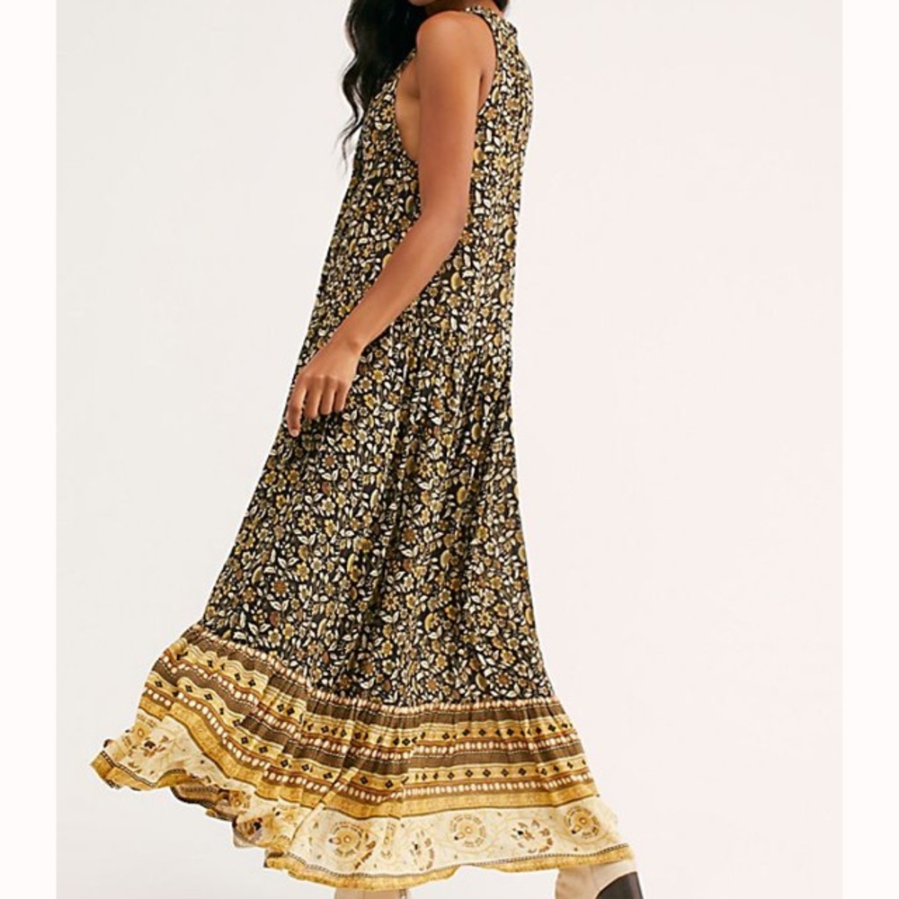 Host pick 🎉 Spell Dahlia Maxi dress - Picture 4 of 10